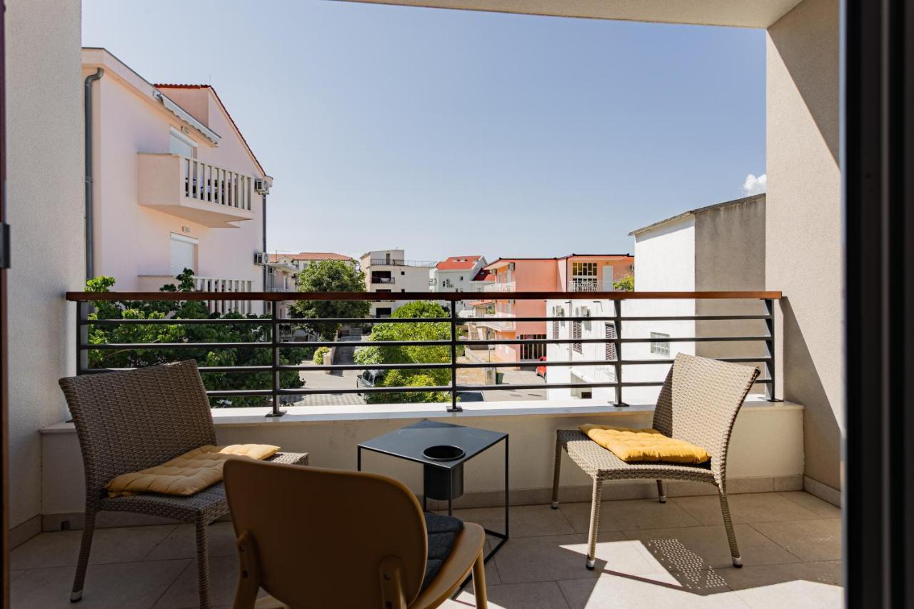 Apartmani Benzon บาชกาโวดา ภายนอก รูปภาพ