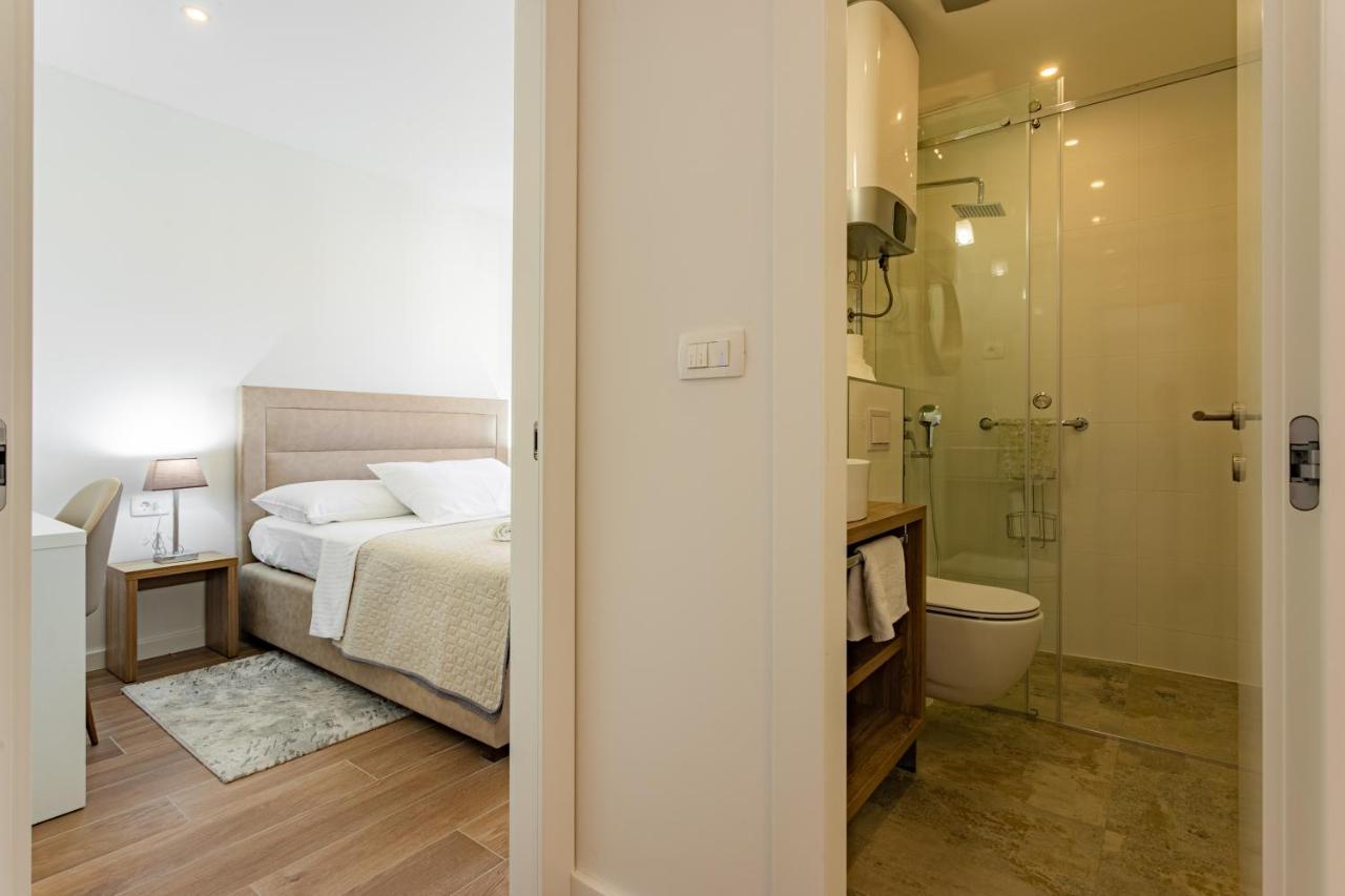 Apartmani Benzon บาชกาโวดา ภายนอก รูปภาพ